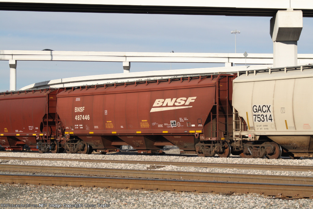 BNSF 487446